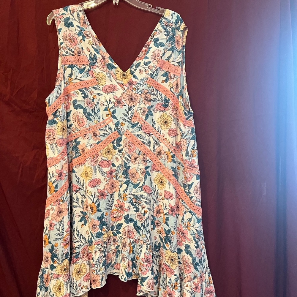 Avenue Haven tunic top